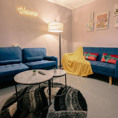 Spacious & Comfy Home In West Midlands - Sleeps 8, Free Parking, Wifi, Netflix, Prime Location, Ideal For Contractors, Business, Groups, Travellers, Families And Relocators Coventry Exterior photo